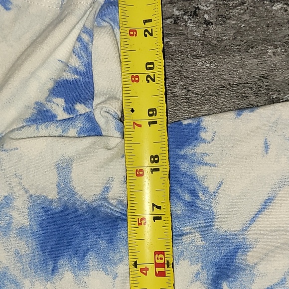 NIKE. World Peace. 🌎 ✌️. 💯 Cotton. Tye-dye. Women's size XL - Picture 10 of 16